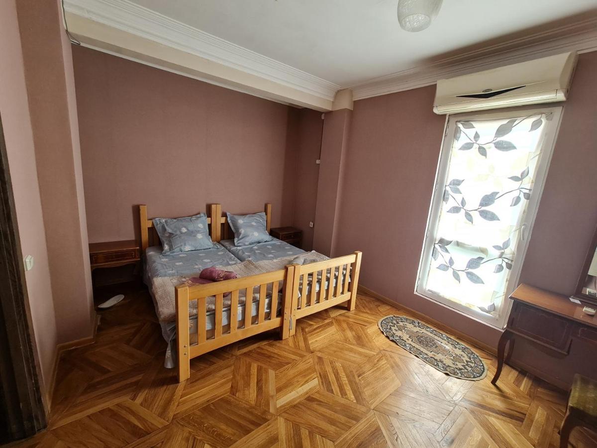 Guest House Sky Plus Tiflis Exterior foto